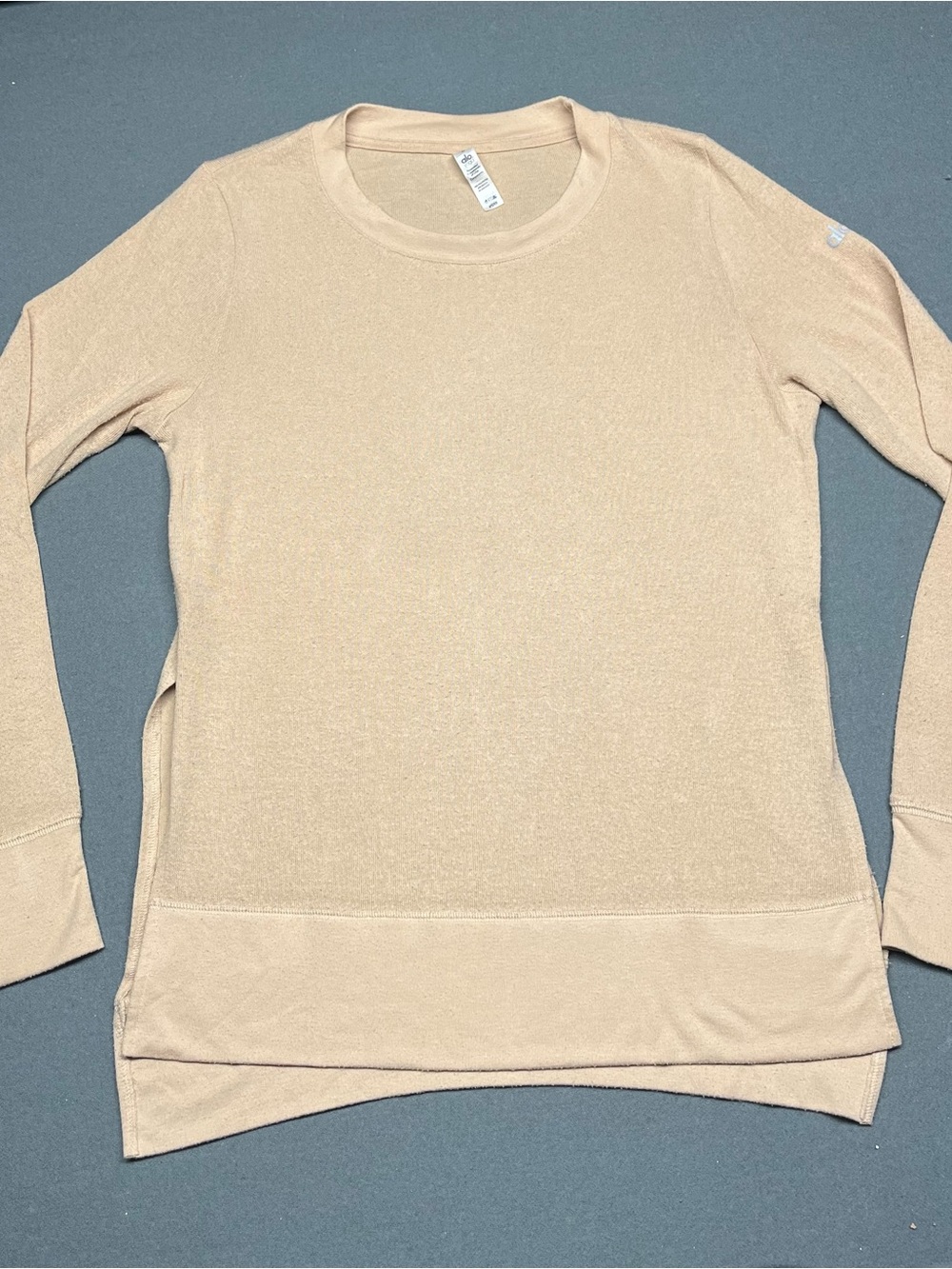 ALO Yoga Beige Light Crewneck Sweatshirt